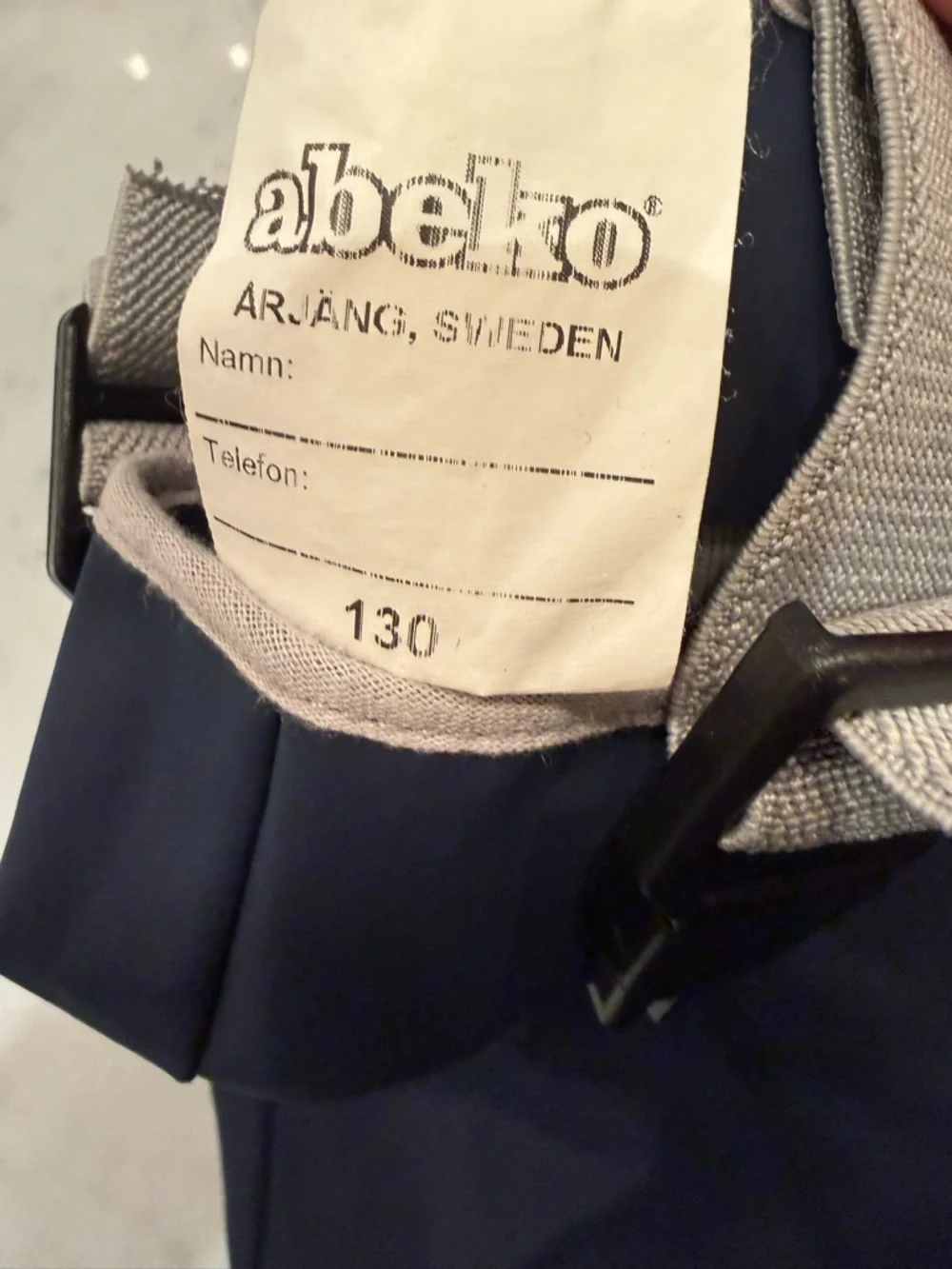 Abeko Navy Waterproof Bib Overalls with Red Knee Patches Size 130 (US 8) - Picture 4 of 4
